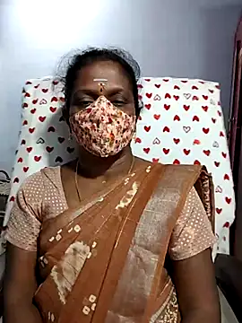 Snapshot of umashreetamil chatting on March 17, 2026, 11:35 am umashreetamil online show from March 17, 2026, 11:35 am