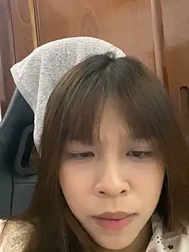linh  cute online show from September 14, 2025, 5:28 am