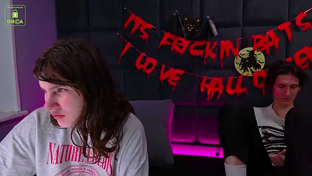 ViviaraNGendy online show from November 1, 2025, 10:39 am