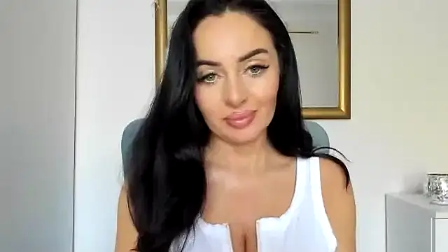 StellaSensual online show from May 25, 2026, 6:52 am