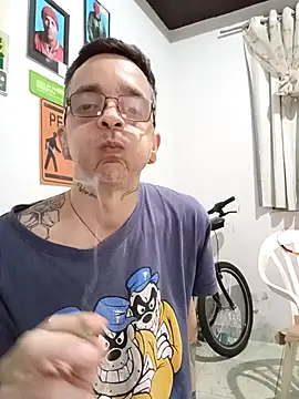 dinho carioca online show from October 23, 2025, 7:23 pm