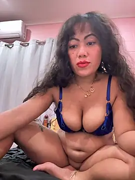 Lindarossyta online show from October 18, 2025, 5:14 pm