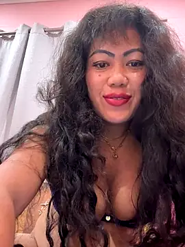 Lindarossyta online show from November 1, 2025, 7:38 pm