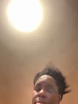 saltlightEmber online show from December 22, 2025, 6:32 am