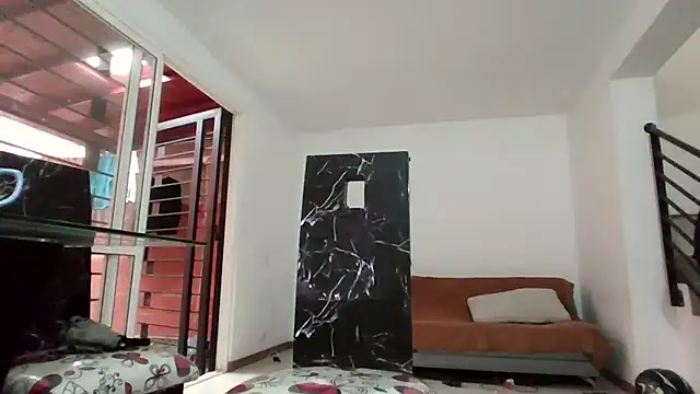 Alejandro92 cali online show from March 18, 2026, 12:41 pm