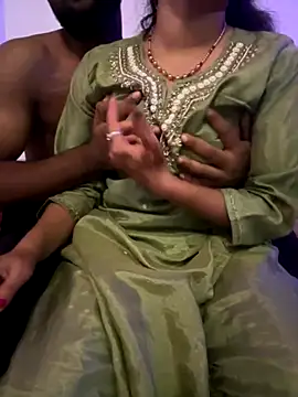 Naughty couple live online show from November 3, 2025, 10:38 am