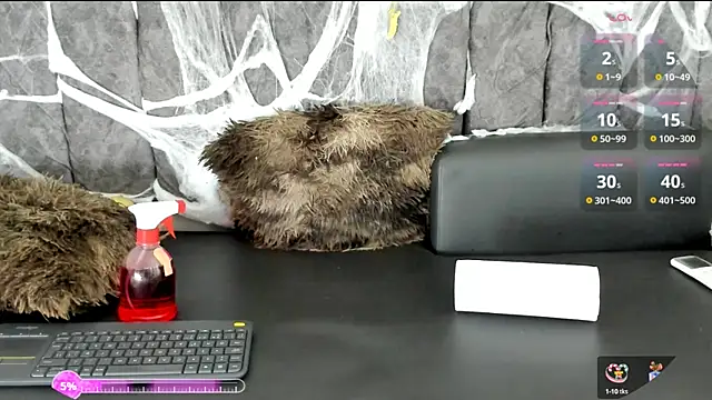 Rowan Mills online show from October 12, 2025, 8:41 pm