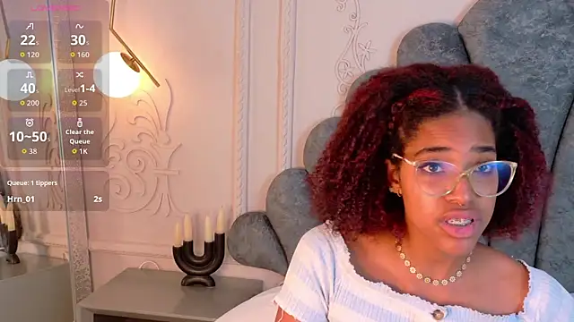 Charlotte-Novac online show from October 1, 2025, 1:28 pm