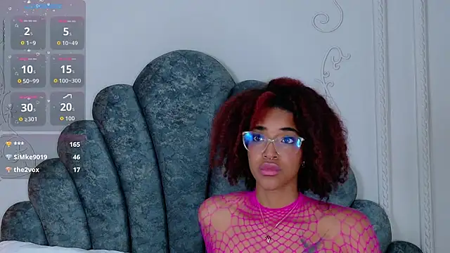 Charlotte-Novac online show from October 28, 2025, 3:04 pm