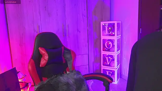 AnnaKimm online show from February 7, 2026, 10:24 pm