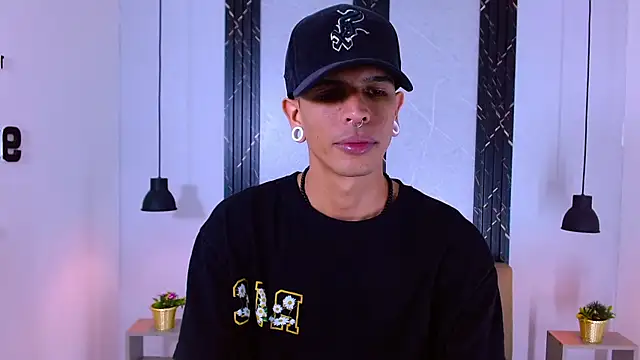 Franvill Trato online show from October 11, 2025, 8:07 pm