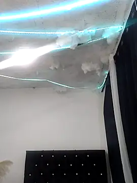 salo-rousee online show from September 11, 2025, 11:32 am