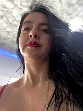 salo-rousee online show from January 5, 2026, 9:07 pm