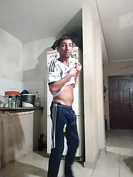 Argentino29hetero online show from March 26, 2026, 3:34 am