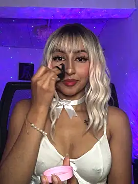 Samara SaenzV online show from October 9, 2025, 11:47 pm