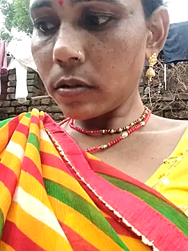 Snapshot of Pooja750 chatting on September 22, 2025, 12:40 pm Pooja750 online show from September 22, 2025, 12:40 pm