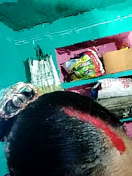 Snapshot of Pooja750 chatting on October 29, 2025, 6:37 am Pooja750 online show from October 29, 2025, 6:37 am