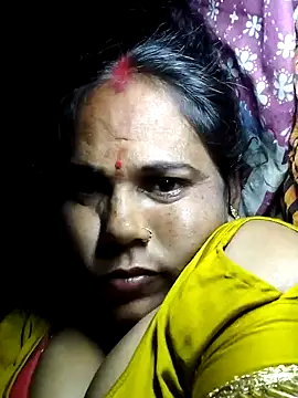 Snapshot of Pooja750 chatting on March 23, 2026, 11:53 pm Pooja750 online show from March 23, 2026, 11:53 pm