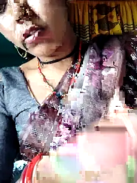 Snapshot of Pooja750 chatting on April 4, 2026, 8:01 am Pooja750 online show from April 4, 2026, 8:01 am