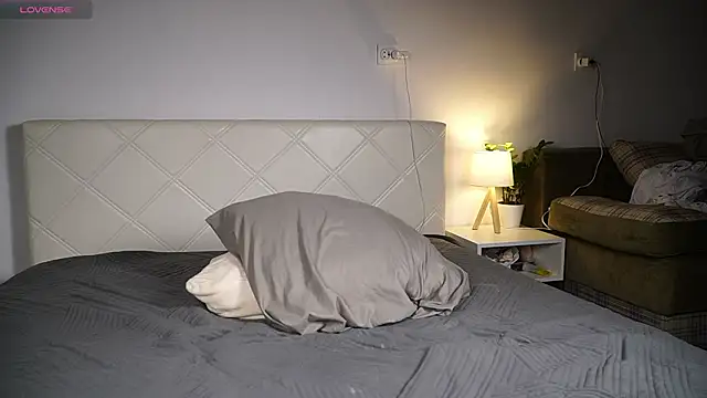 KaeliaScorch online show from March 3, 2026, 12:11 pm