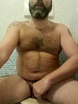 Snapshot of gigilola84 chatting on October 5, 2025, 5:17 am gigilola84 online show from October 5, 2025, 5:17 am