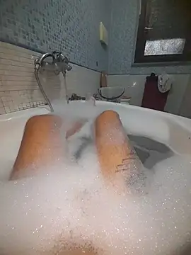 Snapshot of gigilola84 chatting on October 9, 2025, 4:38 pm gigilola84 online show from October 9, 2025, 4:38 pm