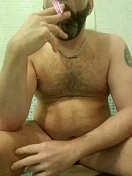 Snapshot of gigilola84 chatting on November 25, 2025, 5:18 am gigilola84 online show from November 25, 2025, 5:18 am