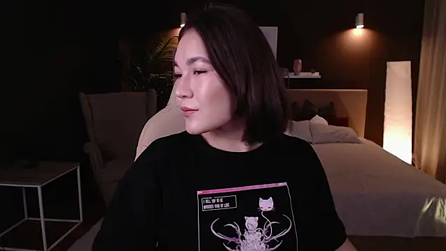 Snapshot of Halle_Berrry chatting on September 26, 2025, 2:10 pm Halle Berrry online show from September 26, 2025, 2:10 pm