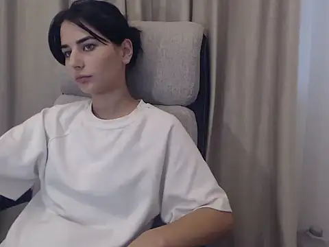 Snapshot of Hot_Bruny chatting on October 10, 2025, 10:03 am Hot Bruny online show from October 10, 2025, 10:03 am