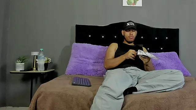  online show from April 11, 2026, 12:20 pm