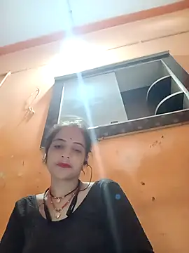 Miss 143 online show from September 23, 2025, 7:00 am