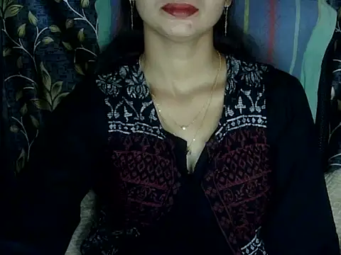 Snapshot of Rahat_S chatting on November 5, 2025, 4:45 am Rahat S online show from November 5, 2025, 4:45 am