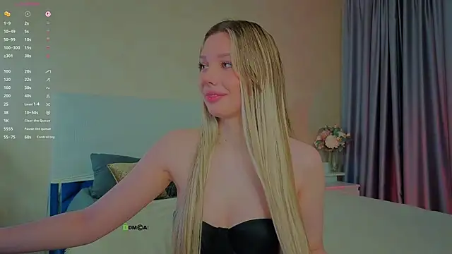  sophielov online show from July 28, 2026, 11:04 pm