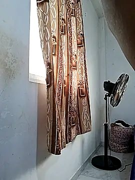Snapshot of BeautyGirl_sara chatting on July 28, 2026, 9:26 am BeautyGirl sara online show from July 28, 2026, 9:26 am