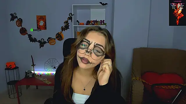 keylas moan online show from October 31, 2025, 10:27 am