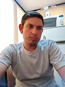 Az-09Ga online show from April 13, 2026, 4:56 pm