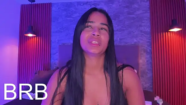 zoe evans5 online show from September 15, 2025, 11:43 am