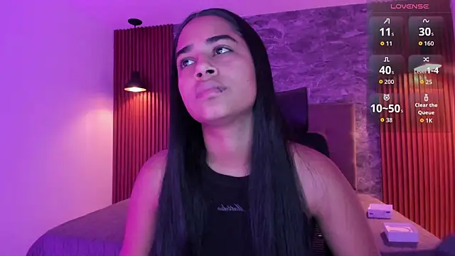 zoe evans5 online show from October 4, 2025, 12:36 pm