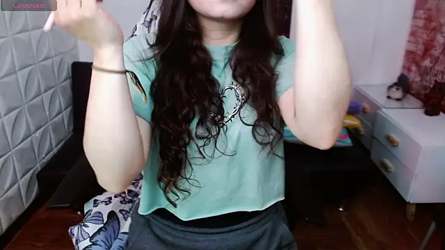 Eva Roussell online show from April 14, 2026, 3:07 pm