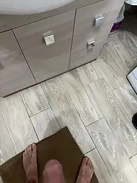 Pennellone98 online show from November 24, 2025, 5:56 pm