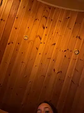 Snapshot of LillieOlive chatting on November 5, 2025, 10:10 pm LillieOlive online show from November 5, 2025, 10:10 pm