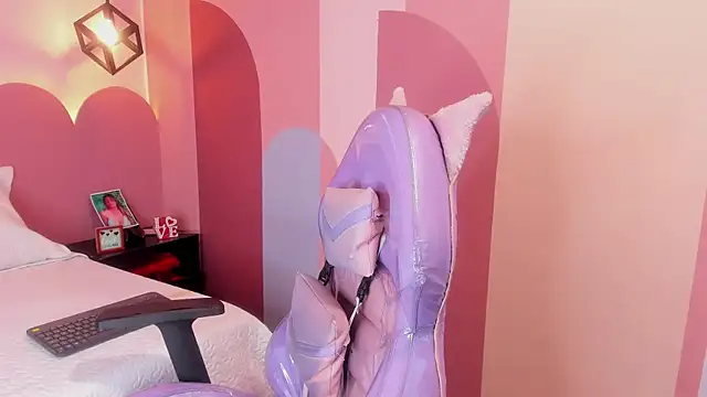 ValeryBoobs1 online show from March 26, 2026, 12:44 pm