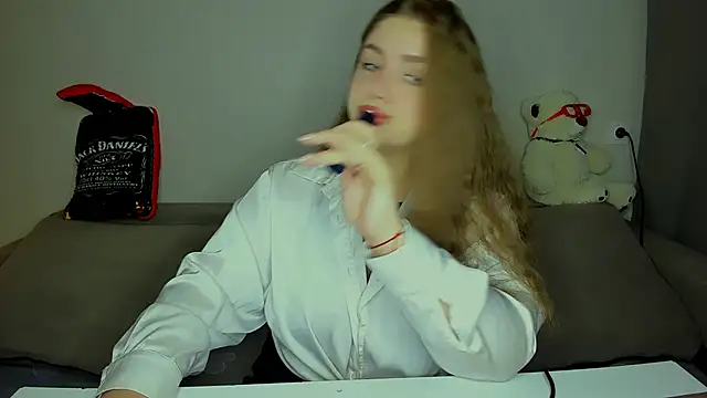 yourgem   online show from September 25, 2025, 12:14 am