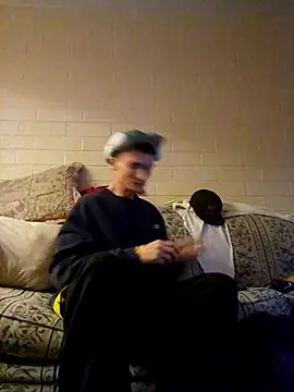 jizzyglizzy92 online show from April 10, 2026, 10:31 am