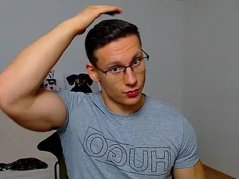 ZeinMiracles online show from September 23, 2025, 6:44 pm