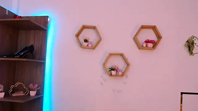 AuroraHans1 online show from March 1, 2026, 12:34 am