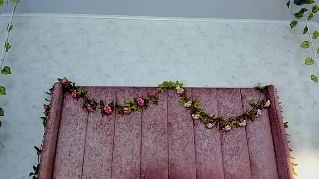 AnyaJay online show from April 9, 2026, 8:47 pm