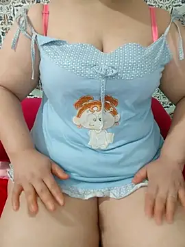 Snapshot of Hot-lino chatting on April 26, 2026, 8:01 am Hot-lino online show from April 26, 2026, 8:01 am