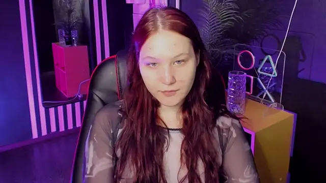 Ruby Dark online show from September 12, 2025, 5:29 am