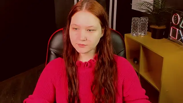 Ruby Dark online show from September 19, 2025, 6:15 am